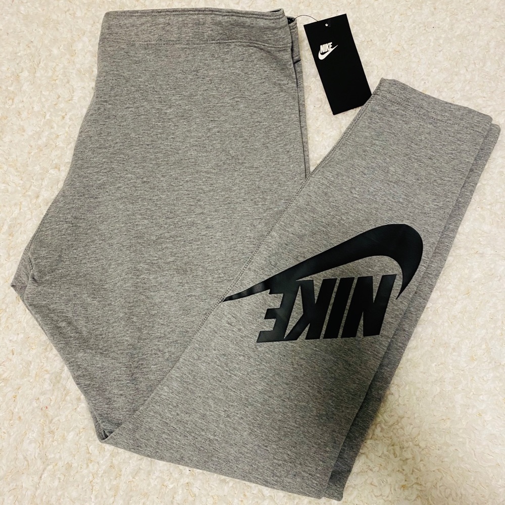 Nike leggings